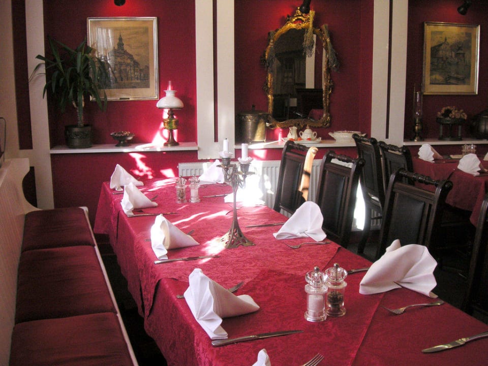 Im Restaurant Hotel Zum roten Tore
