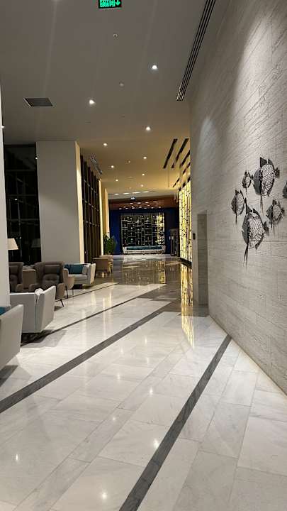 Lobby Acanthus Cennet Barut Collection