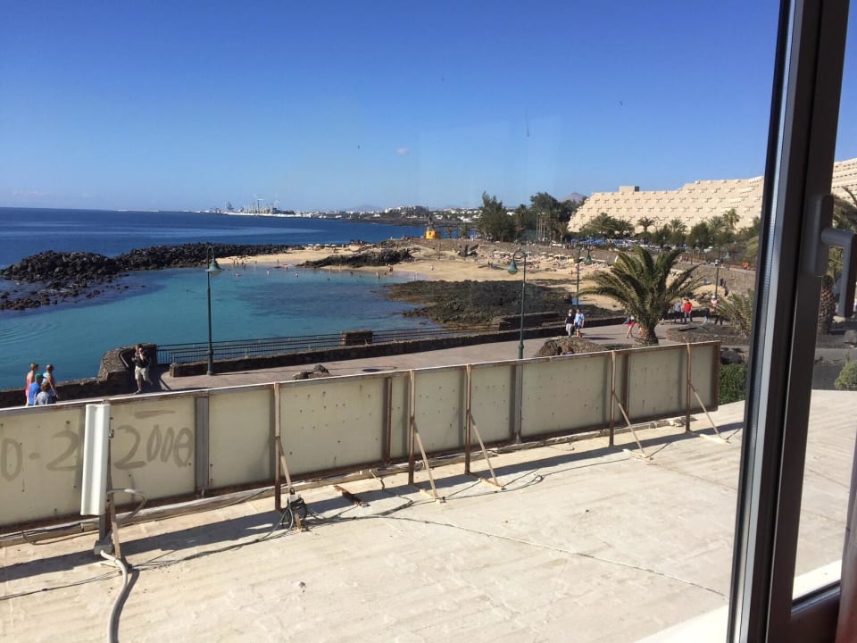 Von der Terrasse Zimmer 220 Neptuno Aparthotel