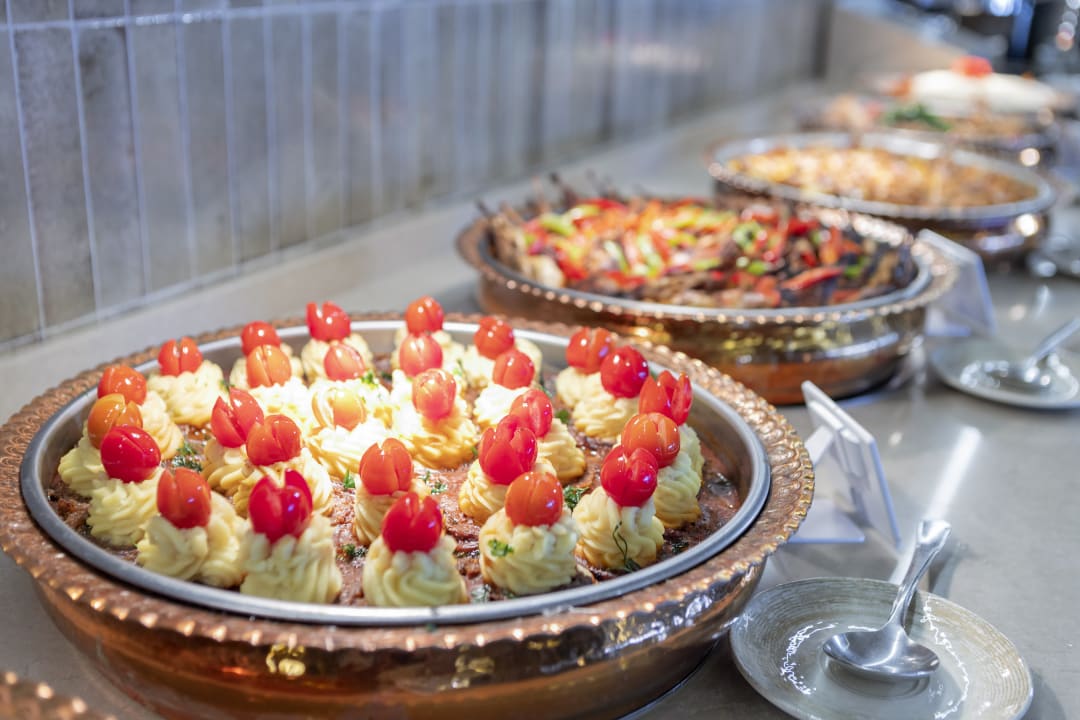 Gastro Melas Resort Hotel