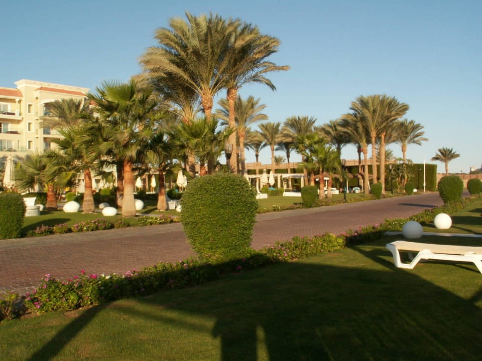 Promenada w kierunku zachodnim Premier Le Reve Hotel & Spa