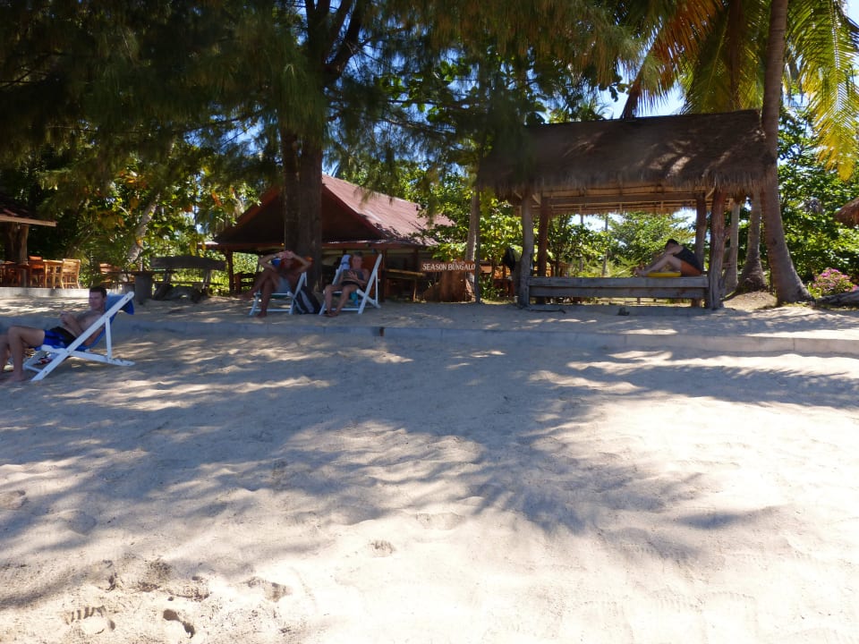 Vor unserem Bungalow Koh Jum Lodge