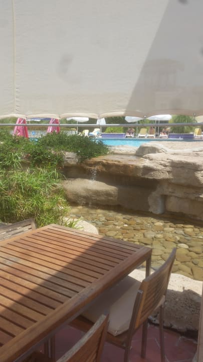 Wasserfall an den Pools  TUI BLUE Xanthe