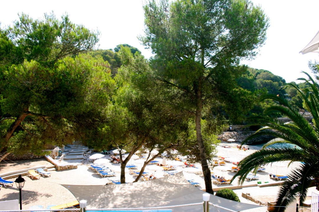 Blick von der Poolbar auf den Strand Hotel Cala D'Or