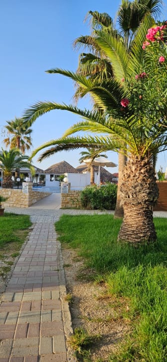 Außenansicht HARPIN Happy Days Beach Hotel