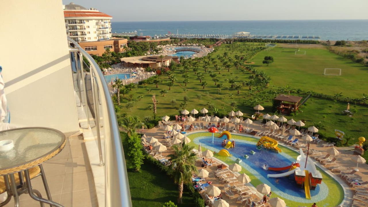 Pool und Gartenanlage  Seaden Sea World Resort & Spa