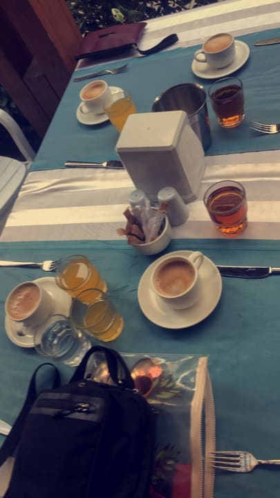 Gastro Well Palace Side