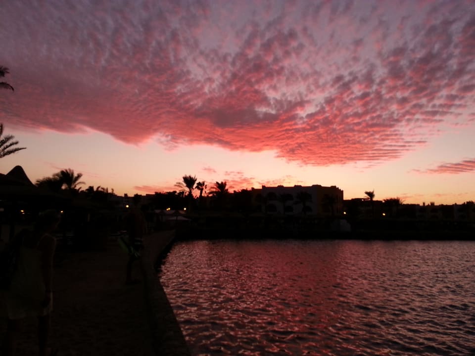 Sonnenuntergang am Meer Bel Air Azur Resort - Adults only
