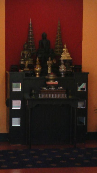 Buddistischer Hausschrein  The Phulin Resort