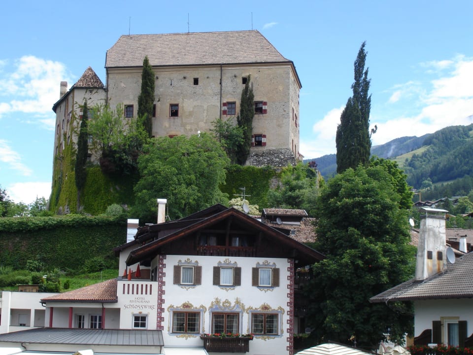 Das Schloss und das Hotel Hotel Schlosswirt