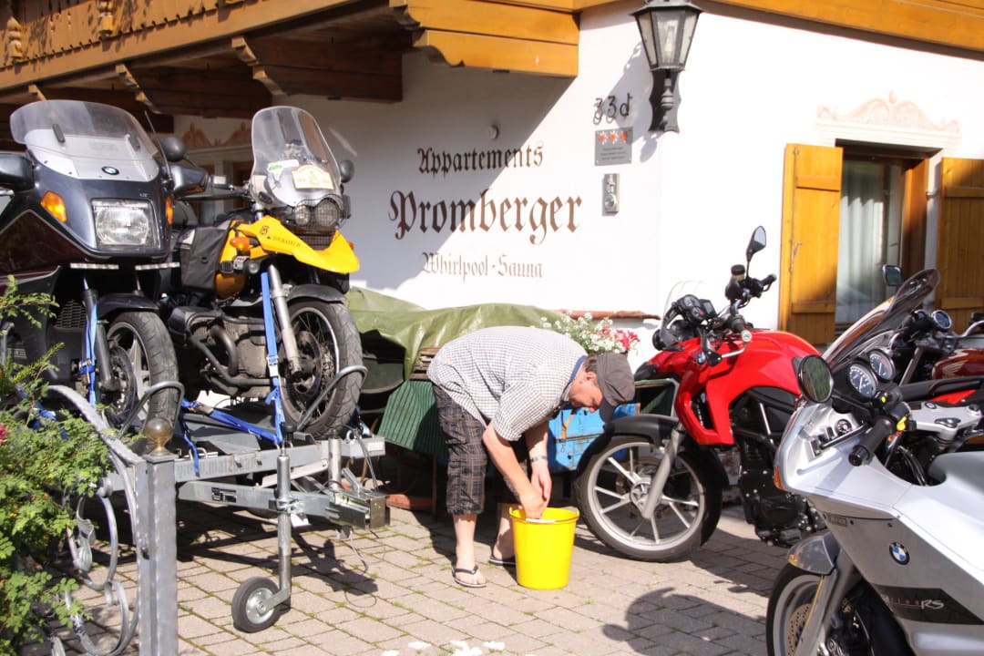 Motorradfreundlicher Service Appartements Promberger