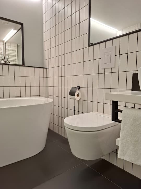 Zimmer Vienna House by Wyndham Mokotow Warsaw