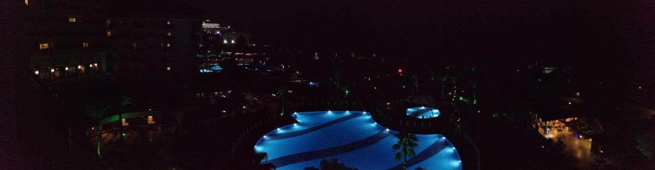 Pool Saphir Resort & Spa