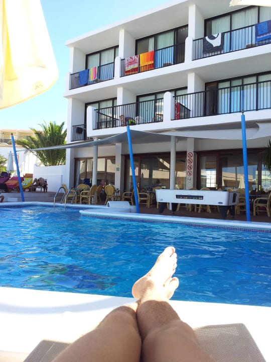 Pool & Billardtisch Hotel Osiris