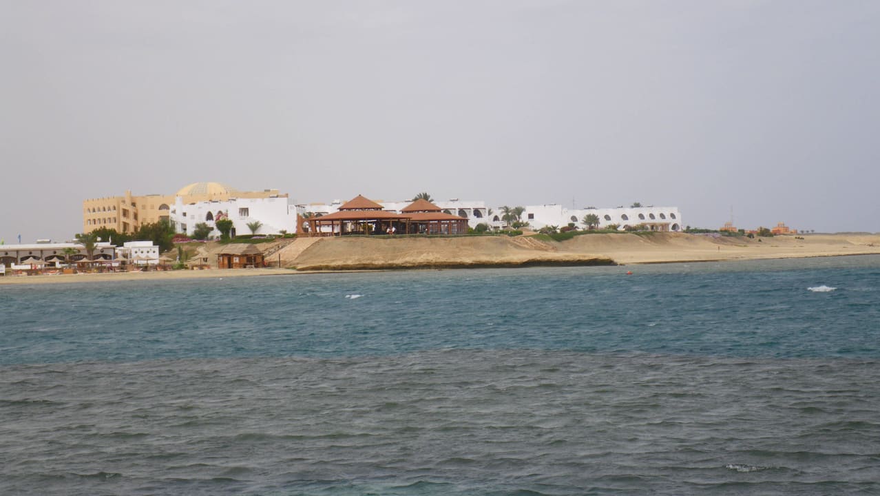 Blick vom Steg Three Corners Equinox Beach Resort