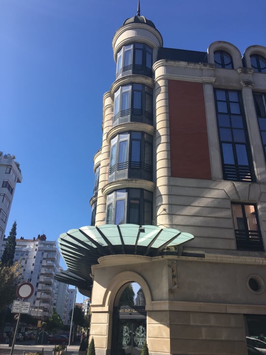 Außenansicht Hotel Silken Ciudad de Vitoria