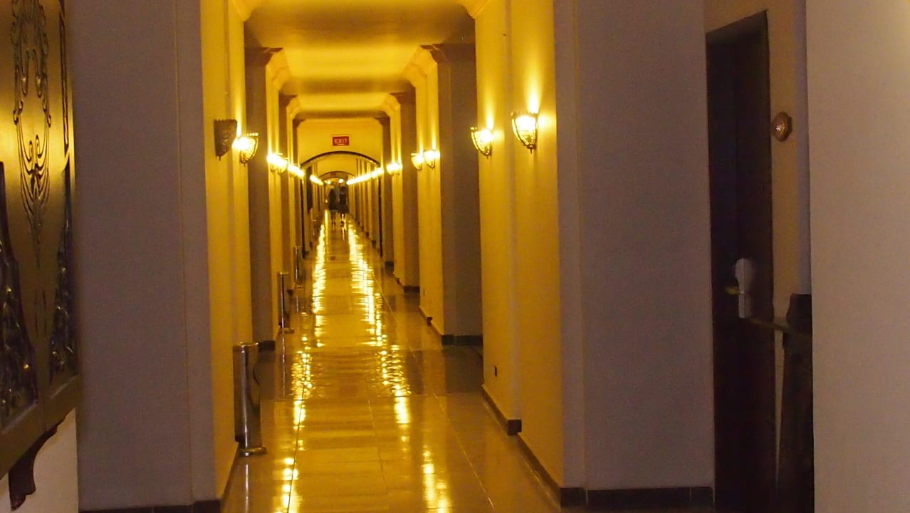 Sehr lange Wege zum Zimmer Pickalbatros Palace Resort