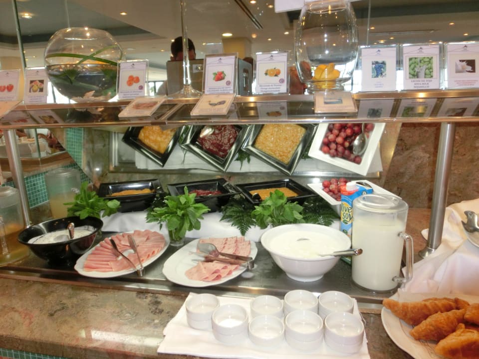 Frühstück Hotel Faro, a Lopesan Collection Hotel