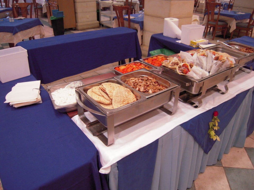 Buffet am griechischem Abend Lindos Princess Beach Resort & Spa