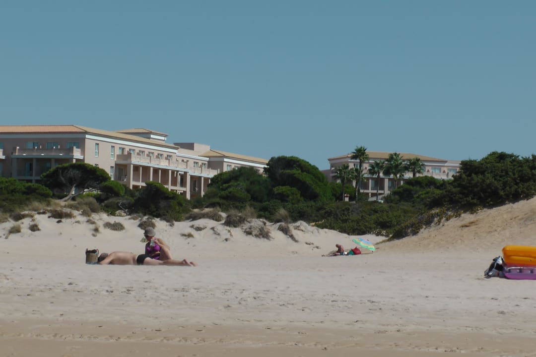 Hotel vom Strand aus gesehen Valentin Sancti Petri