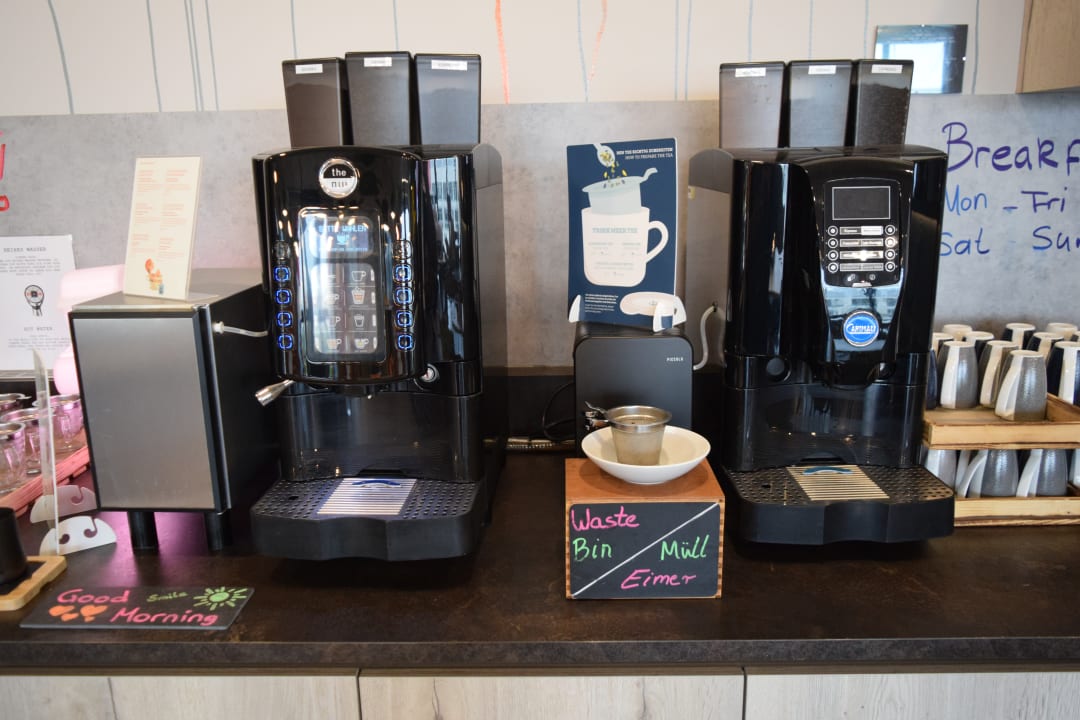 Gastro Holiday Inn - the niu, Hide Berlin Friedrichshain