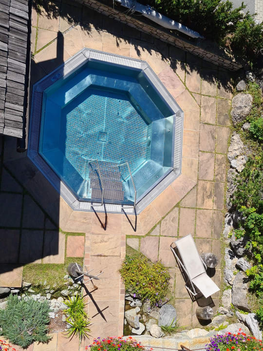 Pool Almwellness-Resort Tuffbad