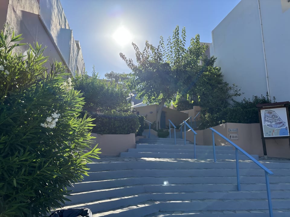 Gartenanlage Fodele Beach & Water Park Holiday Resort