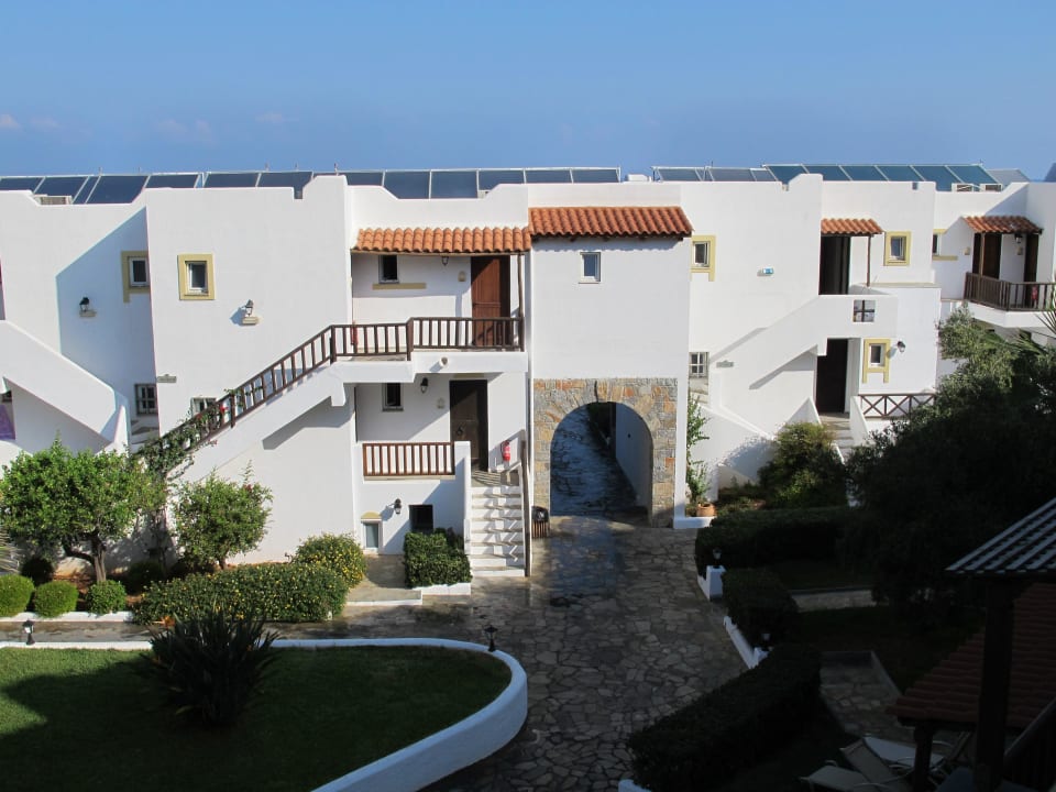 Blick aus unserer Suite Alexander Beach Hotel & Village Resort