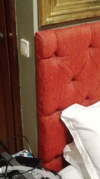 Keine Steckdosen am Bett  Alp Pasa Hotel - Special Class