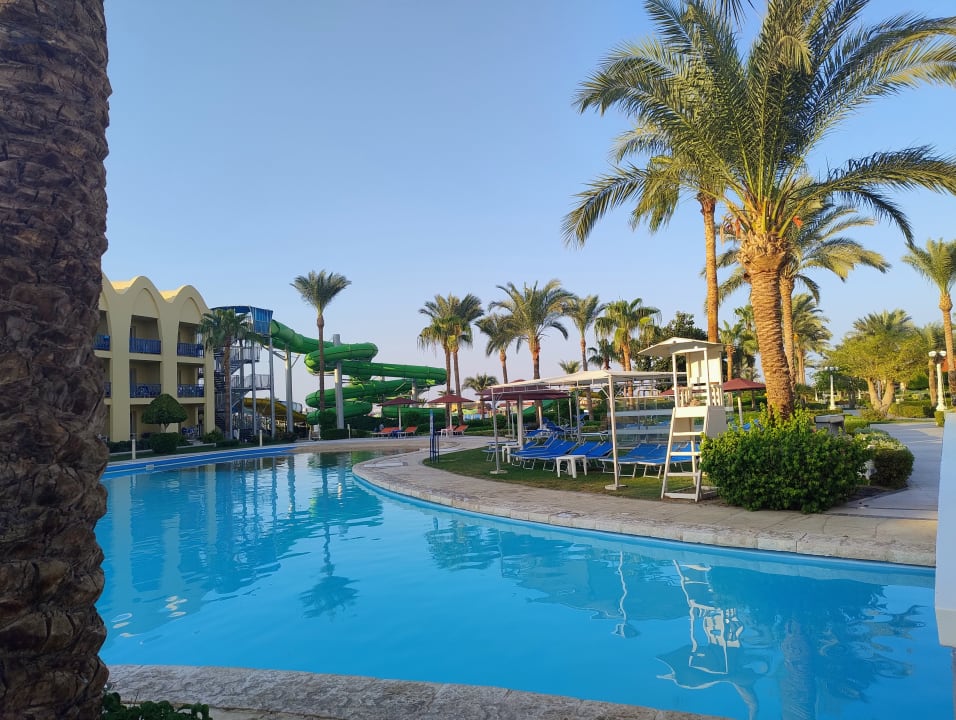 Außenansicht Titanic Beach Spa & Aqua Park