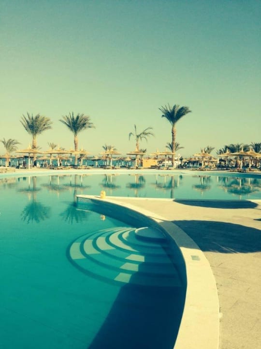 Neue Poolanlage Beach Albatros Resort
