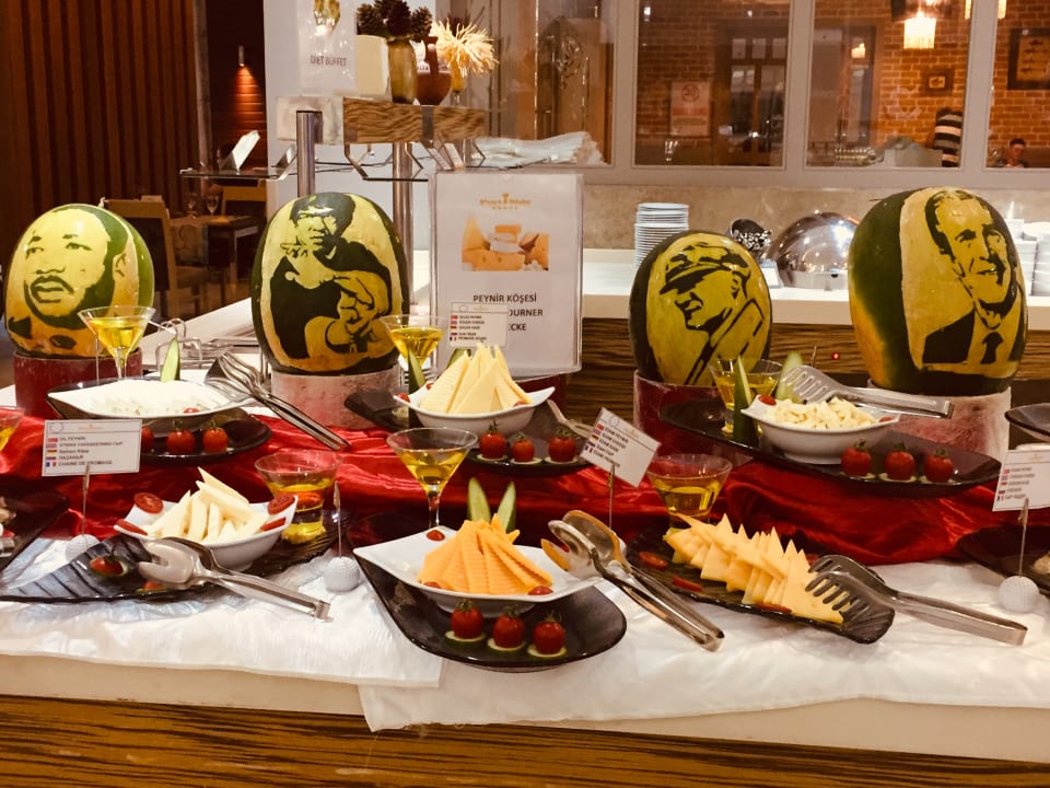Gastro Port Side Resort Hotel
