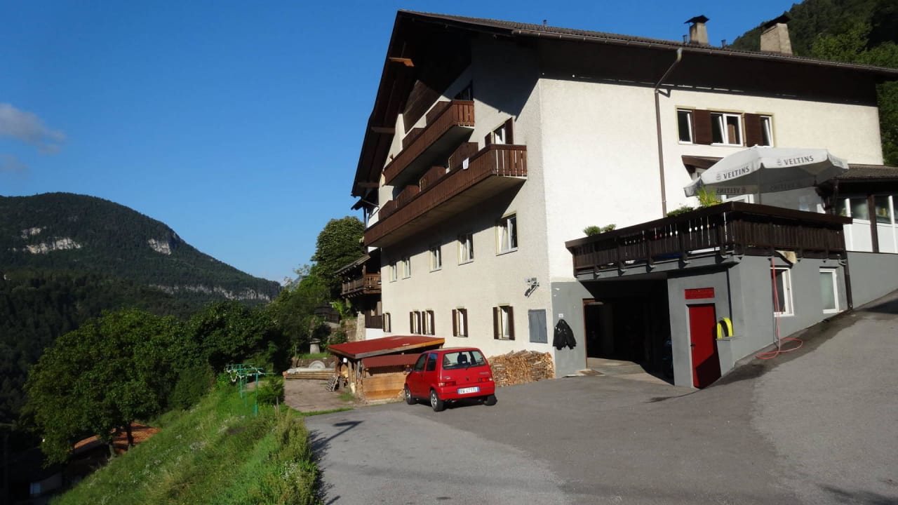 Platz fur motorrader Hotel Restaurant Pizzeria Zur Mühle