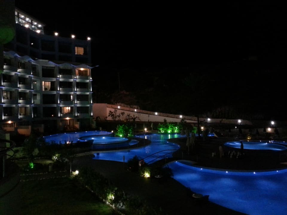 Blick vom Balkon bei Nacht Atrium Platinum Luxury Resort Hotel & Spa