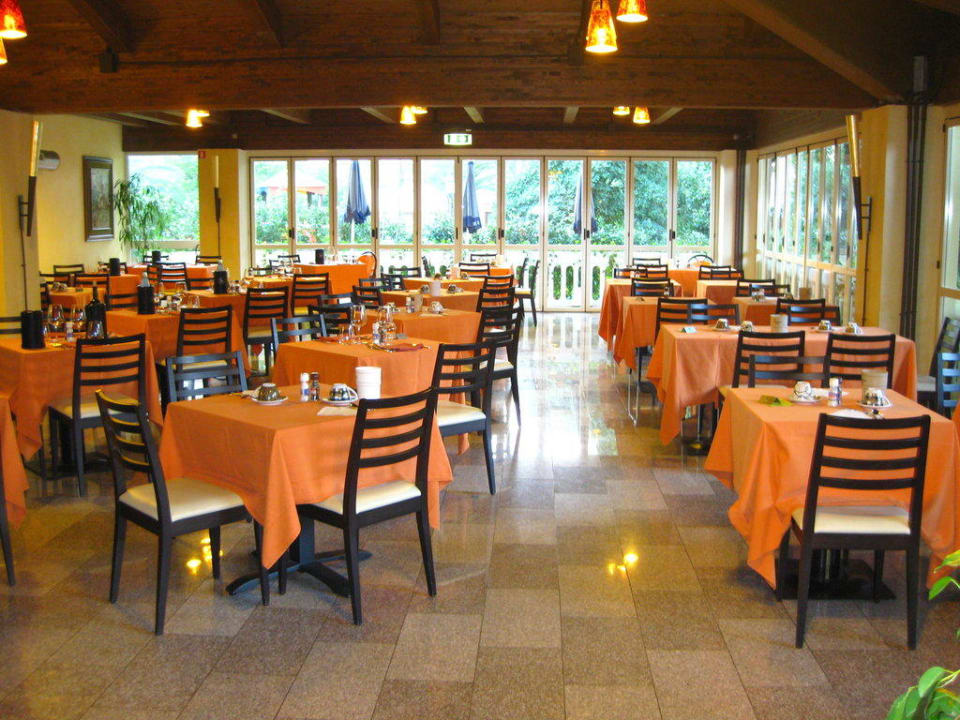 Restaurant mit Bedienung Park Hotel Marinetta