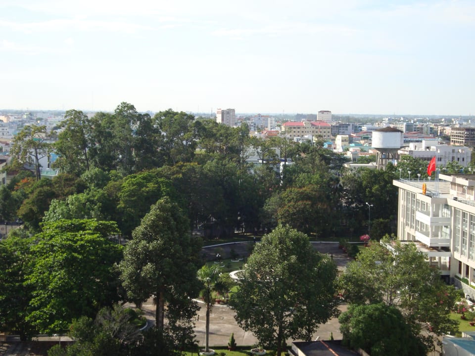 Blick von der Dachterrasse TTC Hotel - Premium Can Tho