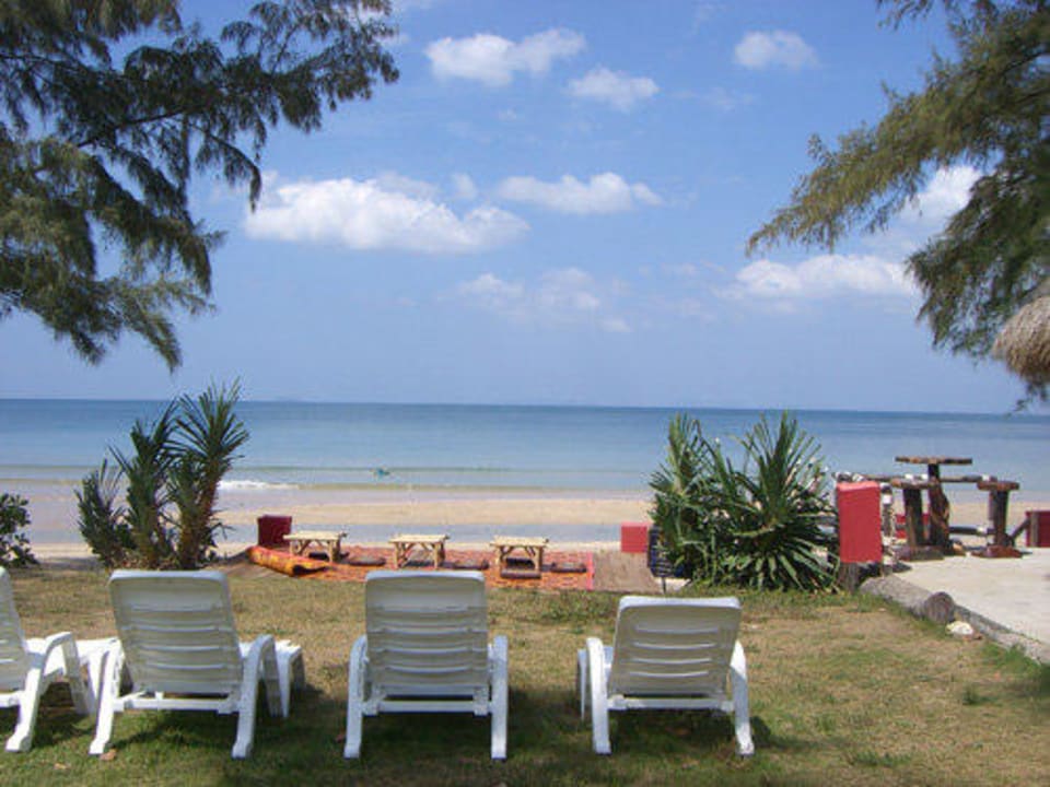 Sandstrand Hotel Lanta Castaway Resort