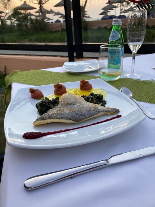 Gastro Anissa Beach & Village