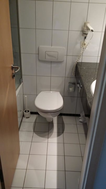 Badezimmer  komplett  Vienna House Easy Berlin