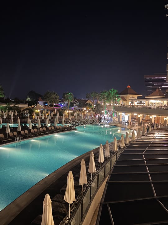 Pool Side Mare Resort & Spa