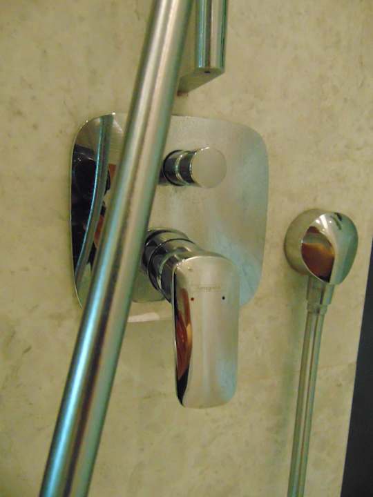 Zimmer Harbour Grand Kowloon