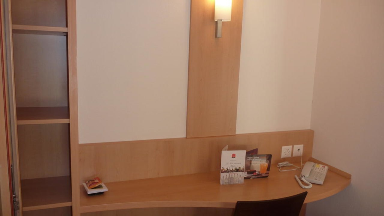 Zimmer Hotel Ibis Locarno