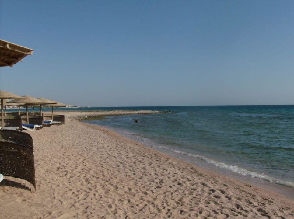 Strand Palm Beach Resort