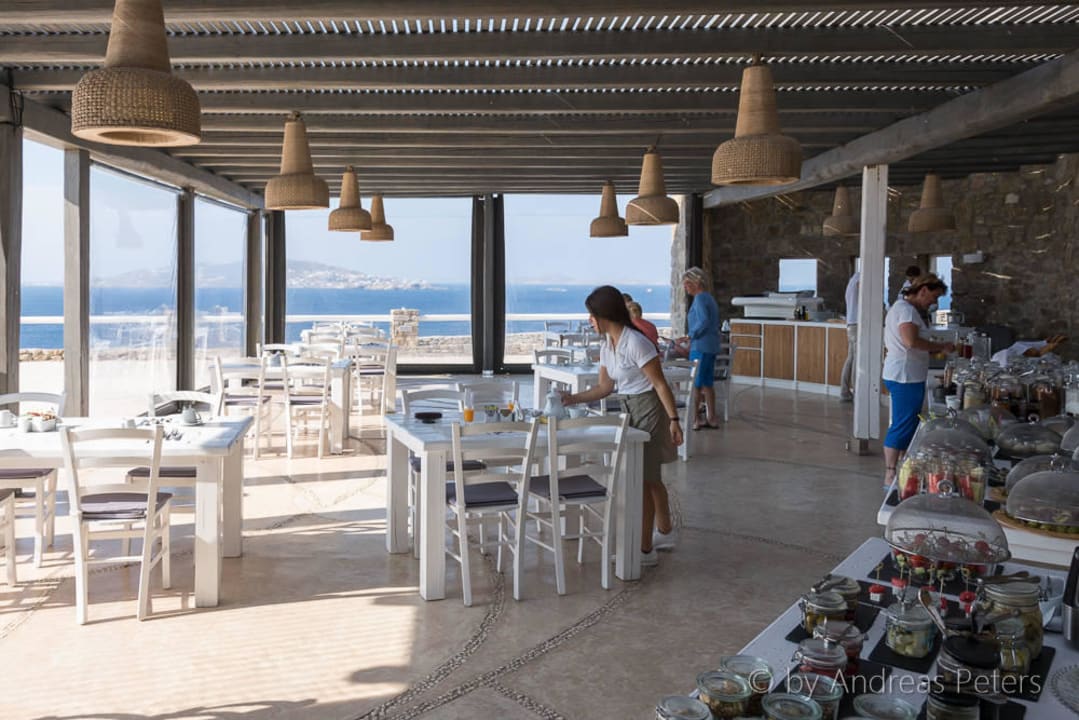 Sehr grosse Auswahl beim Frühstücksbuffet Rocabella Mykonos Hotel & Spa