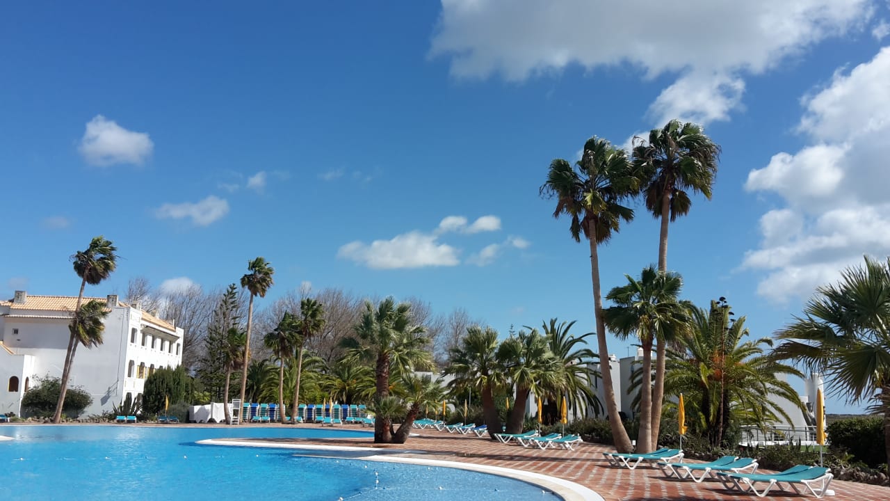 Pool Golden Club Cabanas