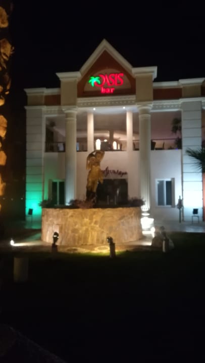 Gastro Sultan Gardens Resort