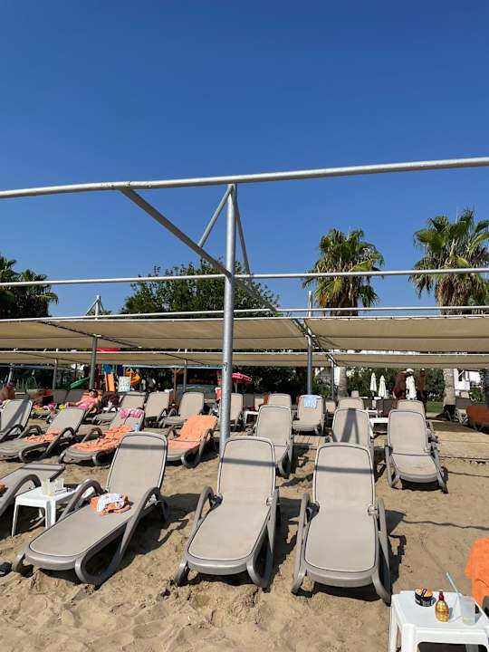 Strand Side Mare Resort & Spa