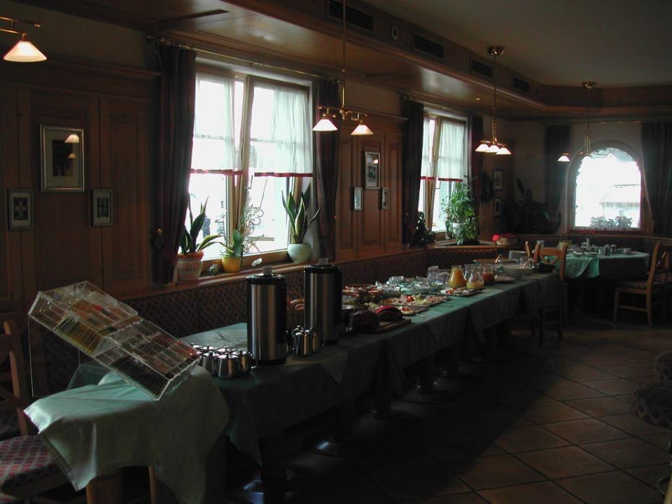 Das Frühstücksbuffet Hotel Weisser Bär