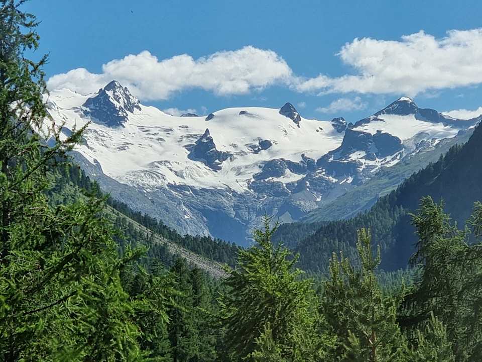 Ausblick Grand Hotel Kronenhof Pontresina