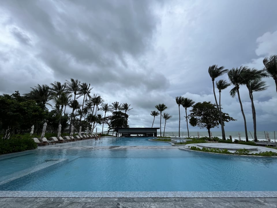 Pool Centara Reserve Samui
